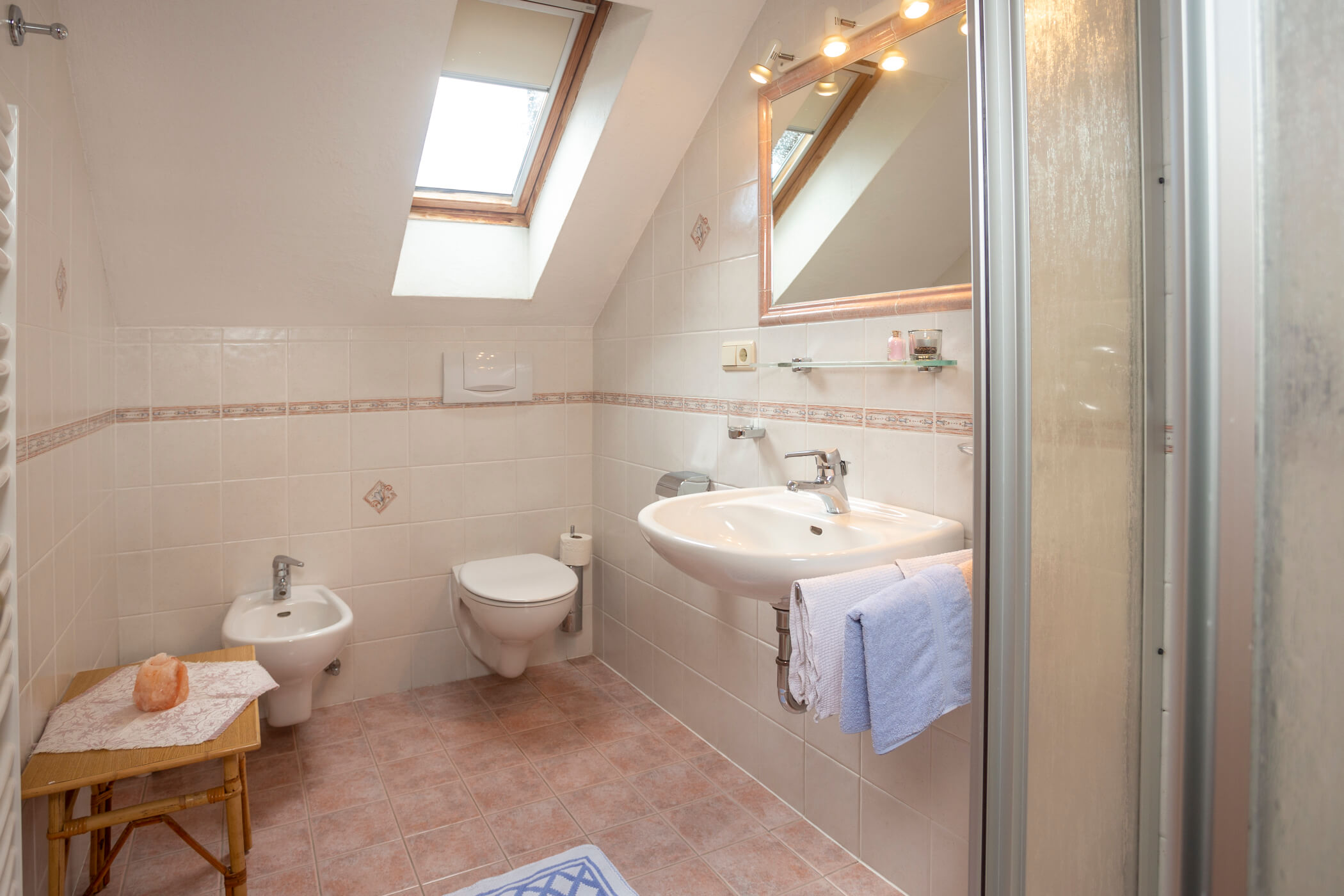 Apartment 2 - Bathroom